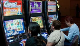 PGR investiga red de tráfico de influencias para beneficiar a casinos