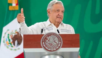 Reformas constitucionales del periodo neoliberal fueron hechas para saquear bienes de la nación: AMLO | Entérate