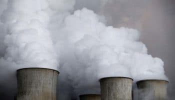 La transición "verde" triunfará si sube precio de carbón: Gerente del FMI