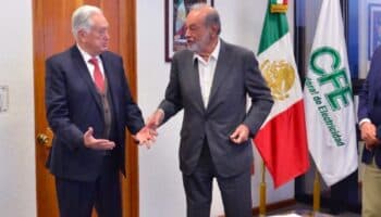 Slim y CFE analizan invertir en 450 km de ductos de gas natural