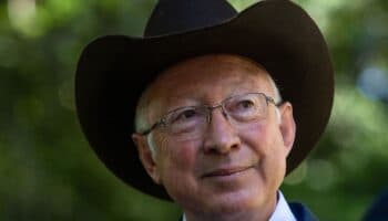 Llama Ken Salazar a desmantelar cárteles en Tamaulipas