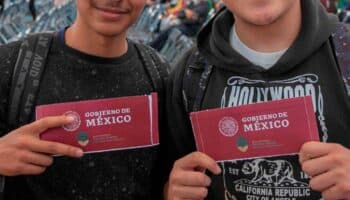 ¿Cuándo inicia la entrega de tarjetas para la Beca Rita Cetina?