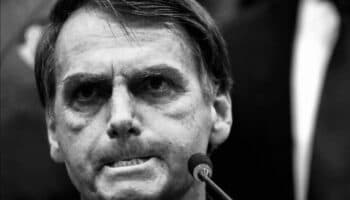 La Fiscalía archiva una investigación contra Bolsonaro por 'molestar' a una ballena