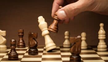 El ajedrez, prohibido en Afganistán por los talibanes entre objeciones religiosas