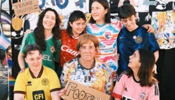 Mujeres trans encuentran un espacio seguro en un club de futbol de Londres