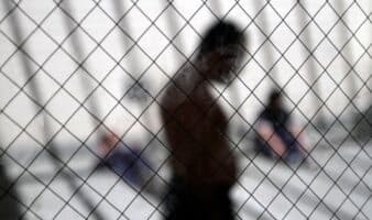 Muere inmigrante jordano bajo custodia de ICE en Florida