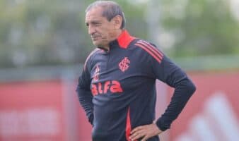 Se retracta Ramón Díaz por comentario machista: 'el futbol es para hombres, no es para mininas' | Video