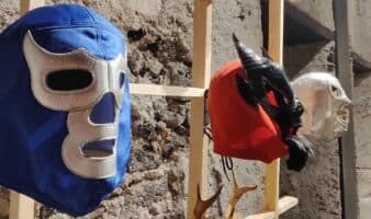 Del ritual a la cuadrilátero, las máscaras que transforman la realidad