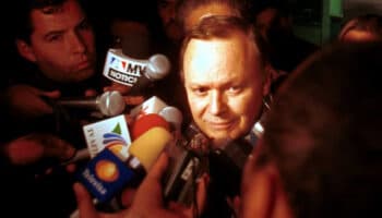 Expresidente de la CNBV busca amparo ante acusación por extorsión agravada