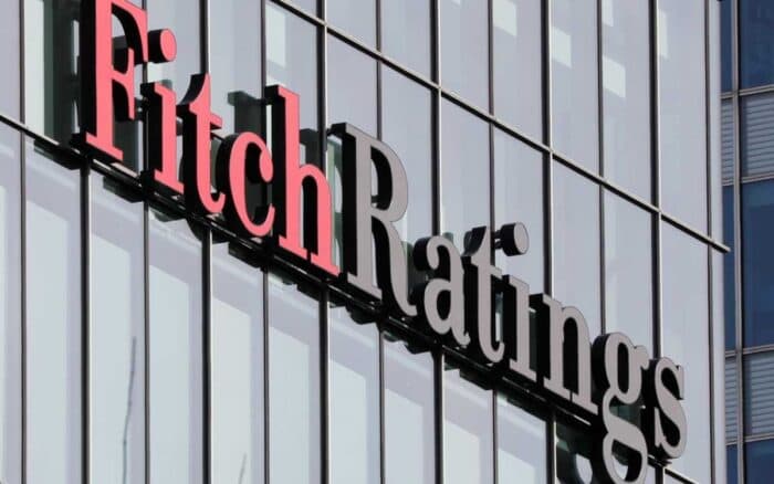 Fitch mantiene calificación de México en 'BBB-' y destaca política "prudente"