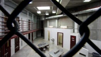 Trump apunta Guantánamo para encerrar a los 'peores' migrantes