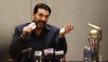 Promueve Gianluigi Buffon practica del futbol en Nepal | Video