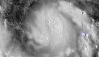 Huracán Erin no representa un riesgo mayor para zonas habitadas: Michel Rosengaus