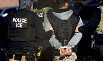 Senado de EE.UU. aprueba 70 mil millones de dólares para ofensiva migratoria de Trump