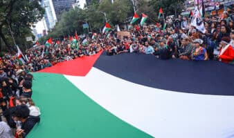 Aristegui en Vivo: T-MEC podría sustituirse por acuerdos bilaterales, dice Trump; exigen que pare el genocidio en Gaza (08/10/2025)