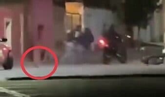 Zacatecas | Jóvenes arrastran a un perro en Cuauhtémoc