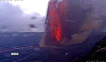 Video | Así hizo erupción el Kilauea, uno de los volcanes más activos del mundo